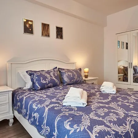 Apartment Isaran Brasov